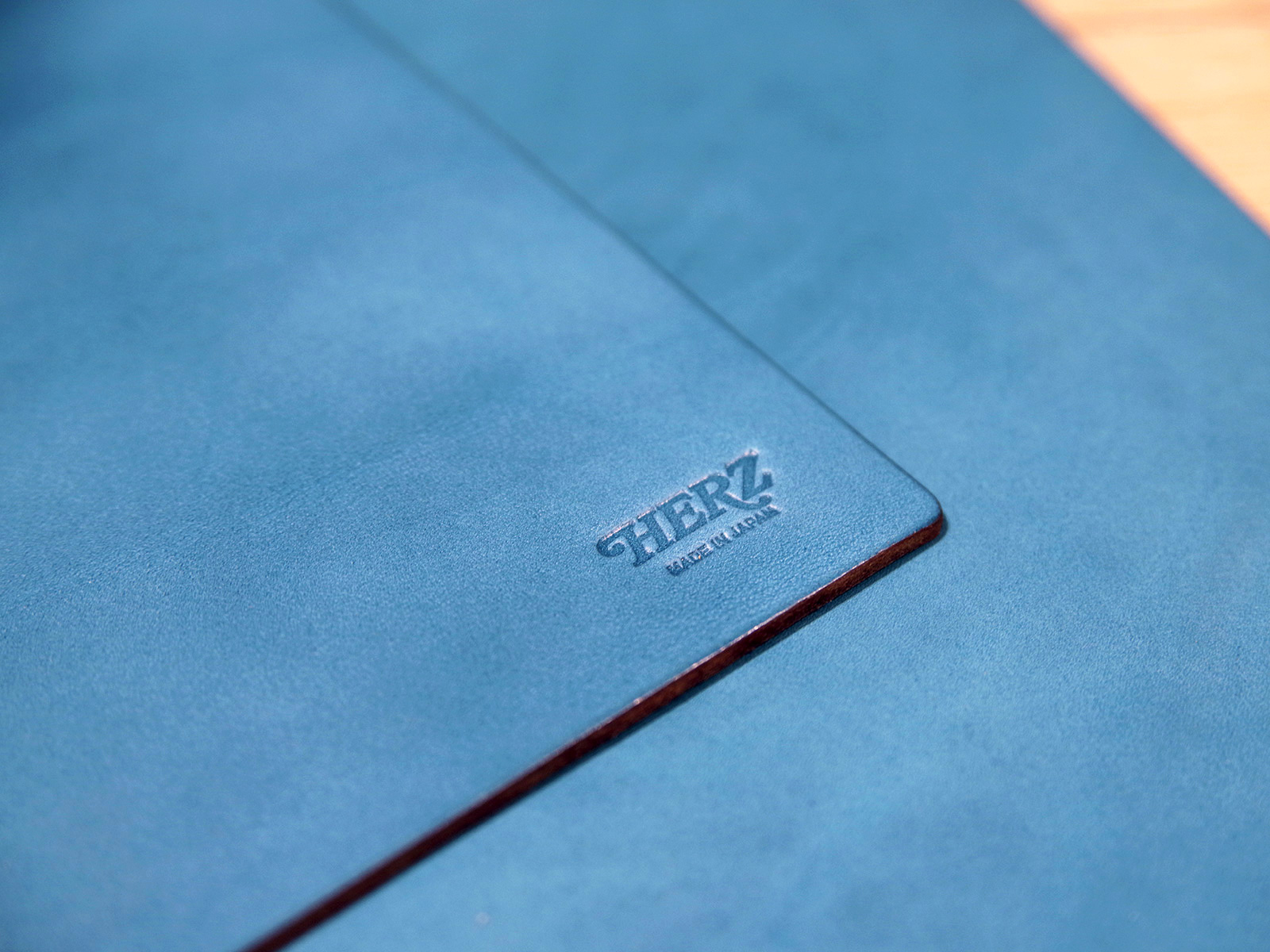 夏の限定革「セルリアンブルー」名古屋店ラインナップ