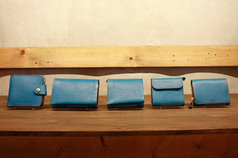 仙台店セルリアンブルー小物のラインナップ5