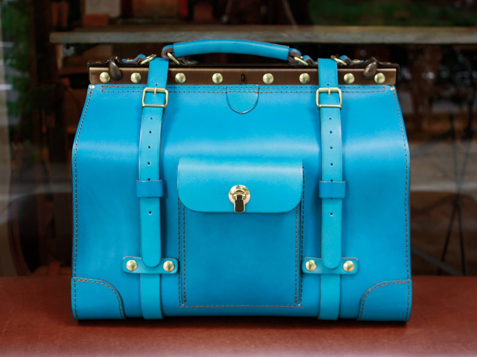 夏の限定革「セルリアンブルー」仙台店ラインナップ