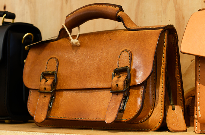 二本ベルトの2wayミニバッグ(CW-67)