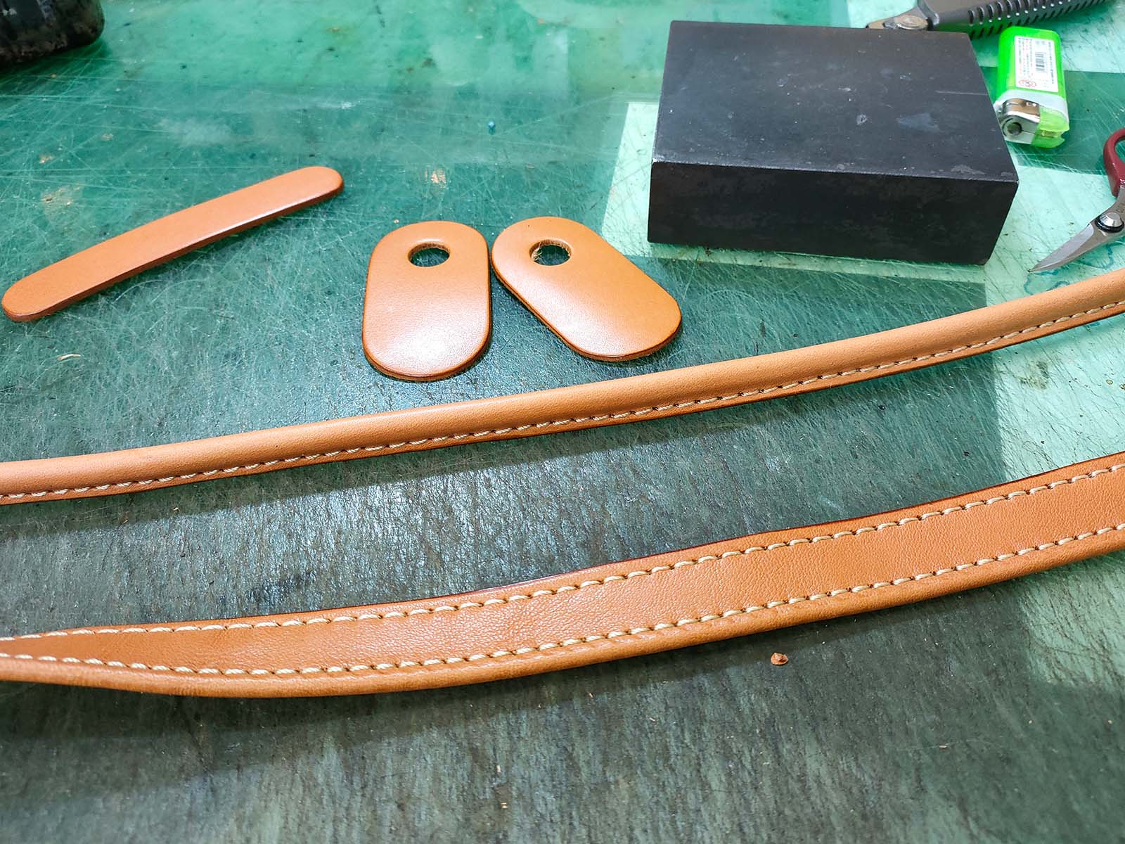 鞄の持ち手は決め手に