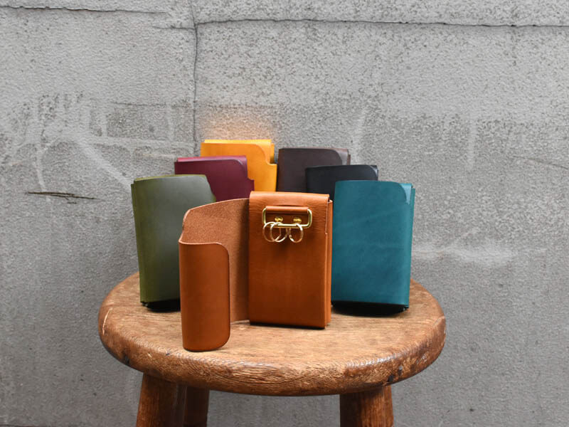 ④ リスシオシームレスカードキーケース