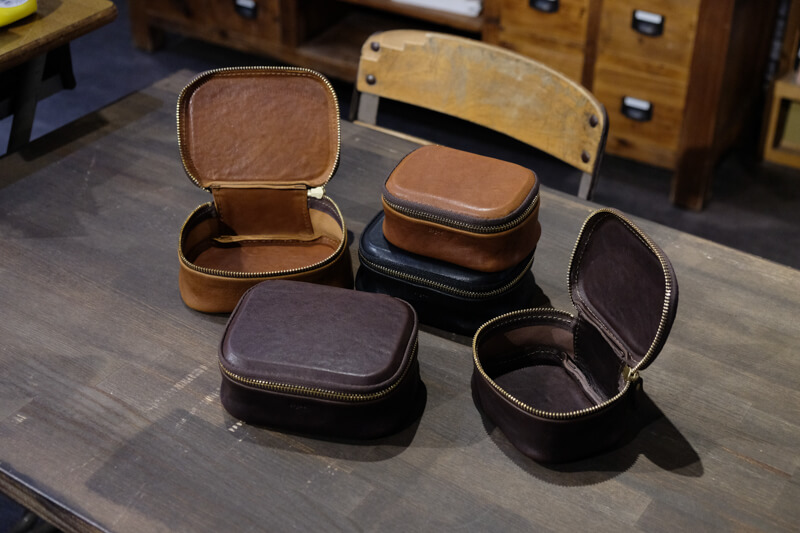 ⑧ ユーフラテかたくやわらかいポーチ