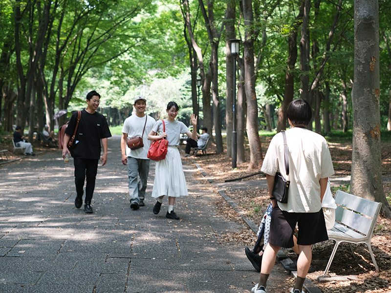 ロケ中の大阪店スタッフの様子1