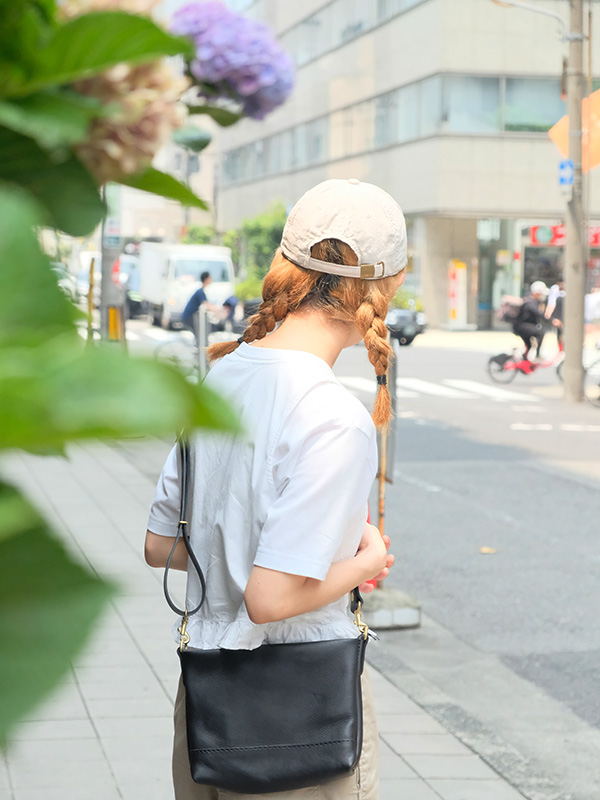 モナ(ASB-2513)着用大阪店中南