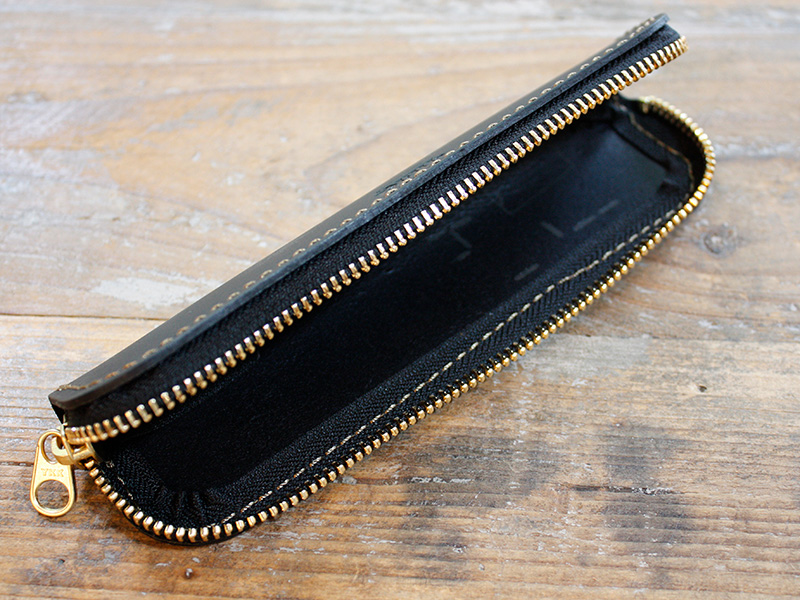 佐々木の製作したトレー式ペンケース(KP-5)3