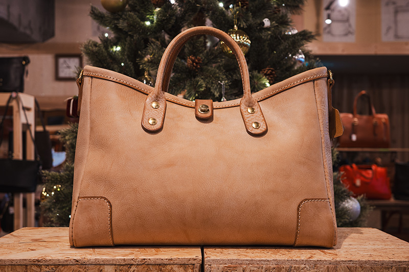 札幌店アラスカラインナップ/T-146