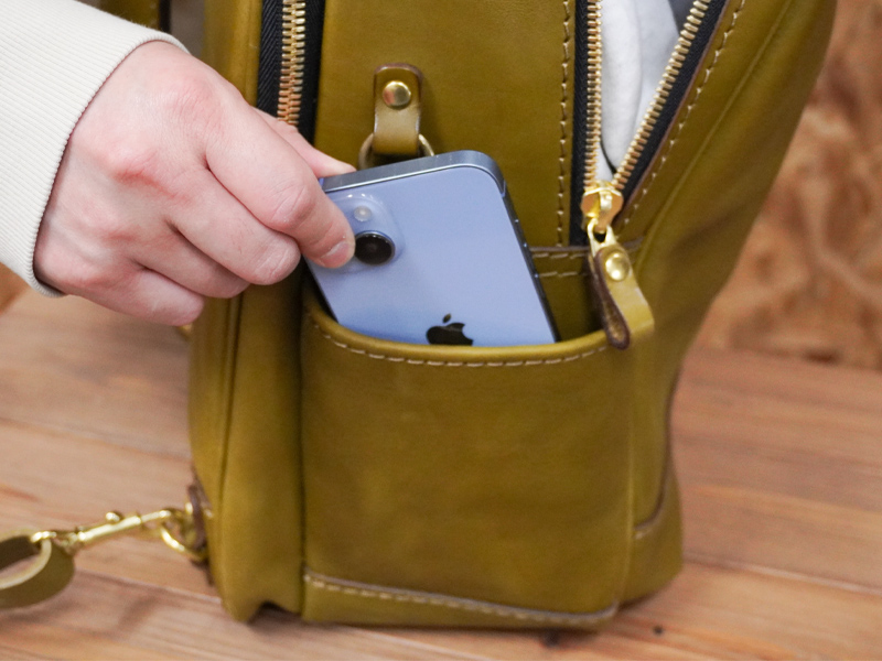 多機能デイパック(R-21) スマートフォン