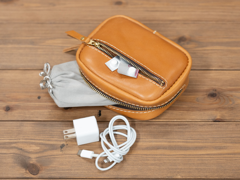 2way縦横ベルトポーチ(E-118) 収納例