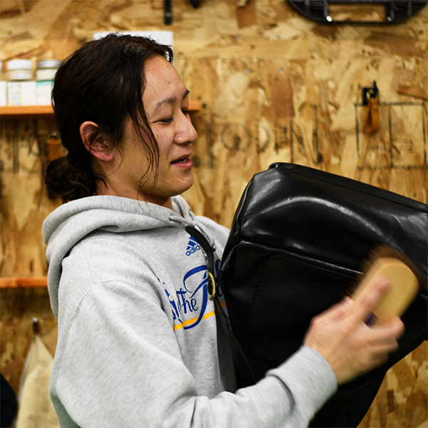 スタッフ：斎藤