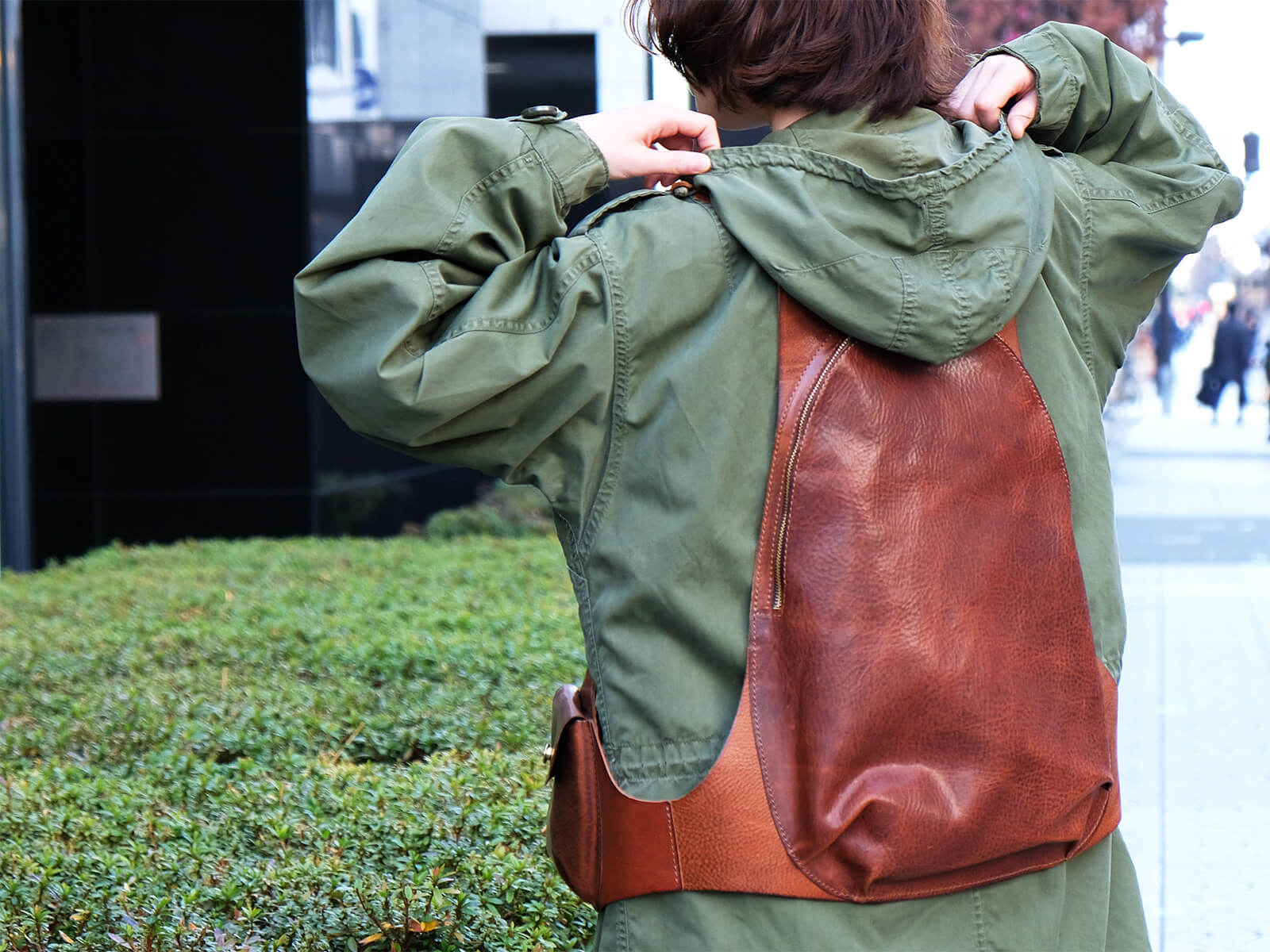 「着る鞄・トラーゲン」着用写真集