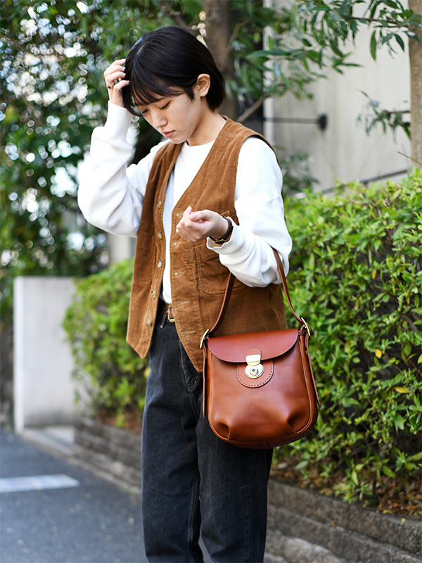 エポミニョン(NGY10-01)/チョコ/レディース着用1